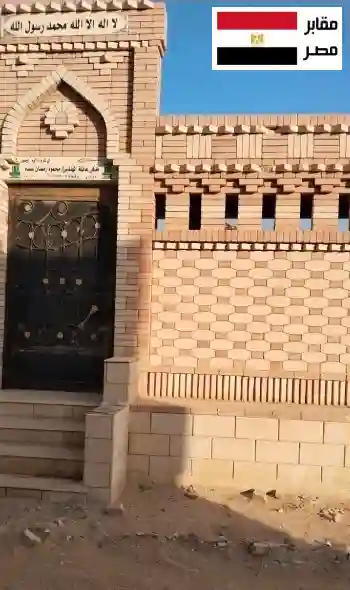 مشهد عام لمقابر صندوق صاد يوضح توزيع المدافن والممرات بشكل منسق